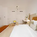 Burj Views East, Downtown Dubai - Mint Stay